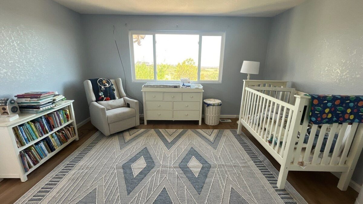 Freshly painted interior by Kind Home Painting